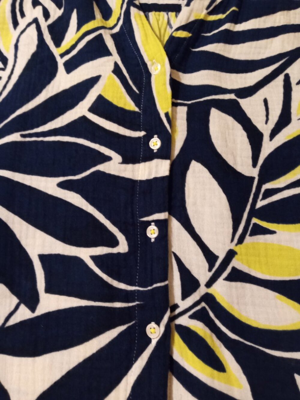 Talbot's -Blouse - Picture 2 of 8